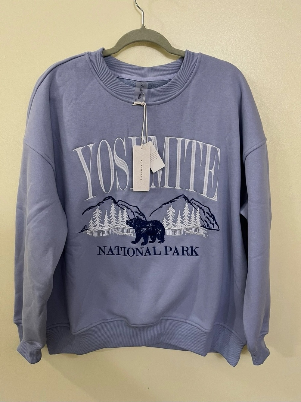 NEW Altar’d State AS Revival Yosemite National Park Crewneck Sweatshirt Size L - Picture 4 of 9